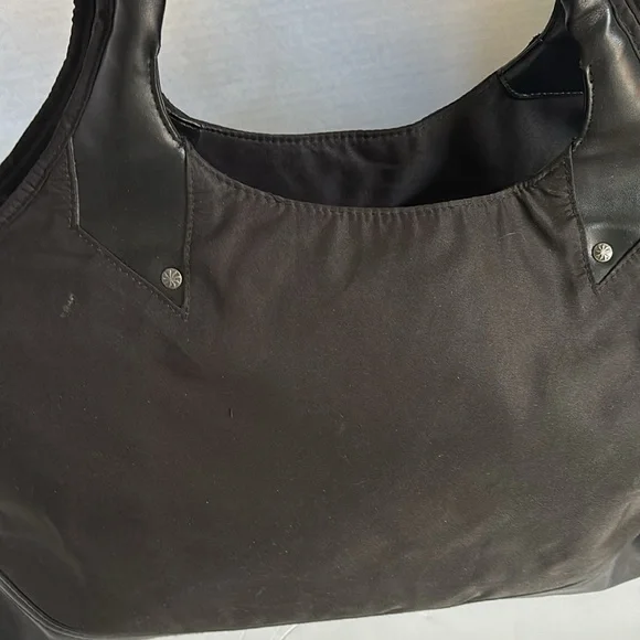 ATHLETA Black Yoga Gym Large Tote Bag Orange Interior - Picture 4 of 14